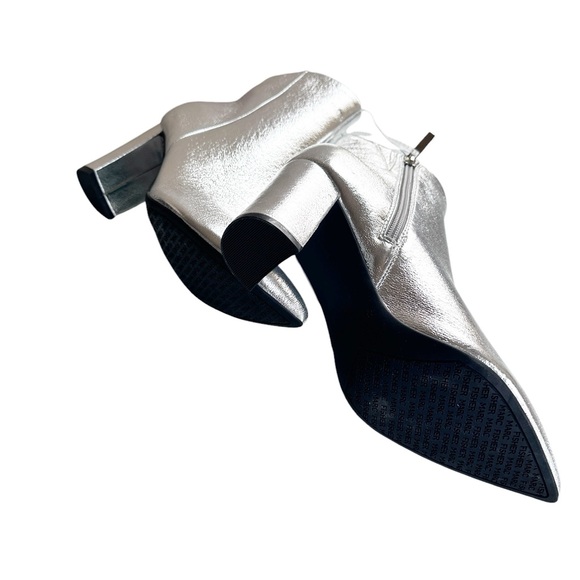 NEW MARC FISHER SILVER Metallic POINTED TOE BLOCK HEEL BOOT ZIPPER - Picture 7 of 7